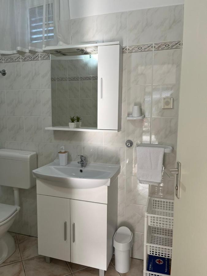 Apartments Marinovic Brzac 외부 사진