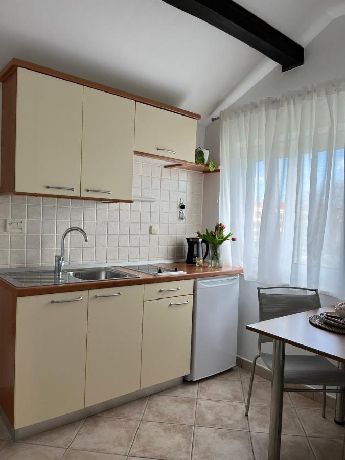 Apartments Marinovic Brzac 외부 사진